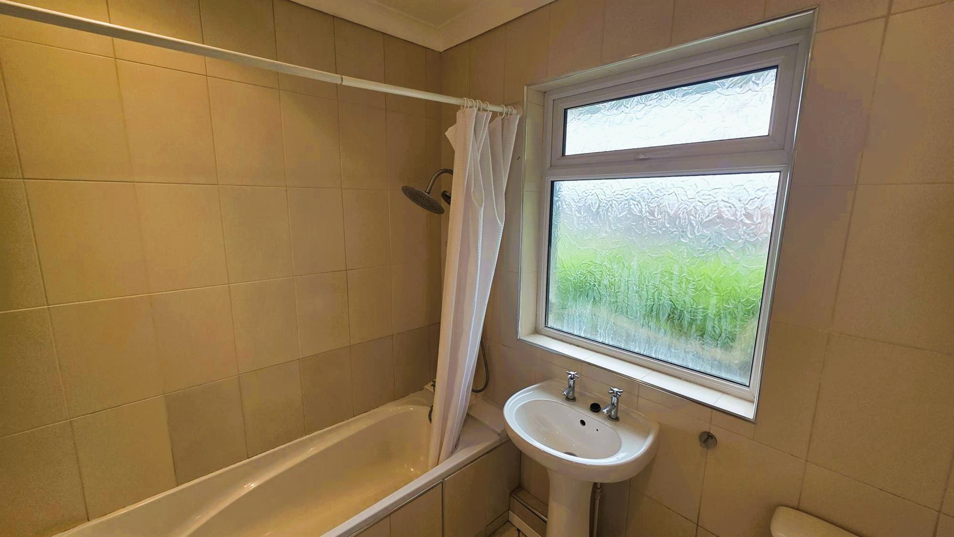 Havard Road, Llanelli, SA14 8SD